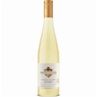 Kendall Jackson Riesling (750 Ml) · Deliciously crisp with vibrant fruit aromas and subtle spice notes. Layers of apricot, peach...