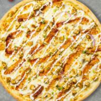 Superb Garlic Chicken · Marinated grilled chicken, Bacon, Three cheese blend, Red Onions, and Green Onions