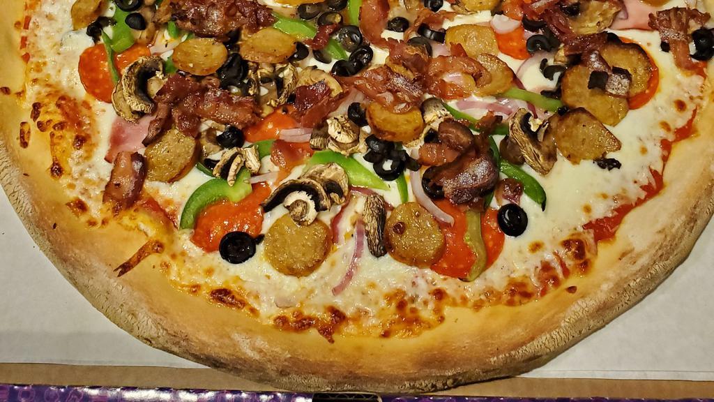 Deluxe Pizza (Small) · Pepperoni, sausage, bacon, mushrooms, red onions, black olives, bell peppers and mozzarella cheese.
