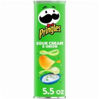 Pringles Potato Chips Sour Cream And Onion (5.5 Oz) · 