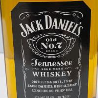 Jack Daniels Tennessee Whiskey 375 Ml · 