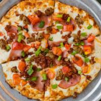 Hearty Bacon Supreme (Extra Large - 16 Slices) · 270 - 330 cal / slice Bacon, horn, Italian sausage, tomatoes, green onions on creamy garlic ...