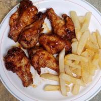 Bbq Chicken Wings With Fries · 6 pieces of  freshly made BBQ chicken wings with French fries