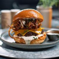Spcl Brgr · 6oz angus beef patty, sharp cheddar, fried onions, truffle aioli , Pinot 