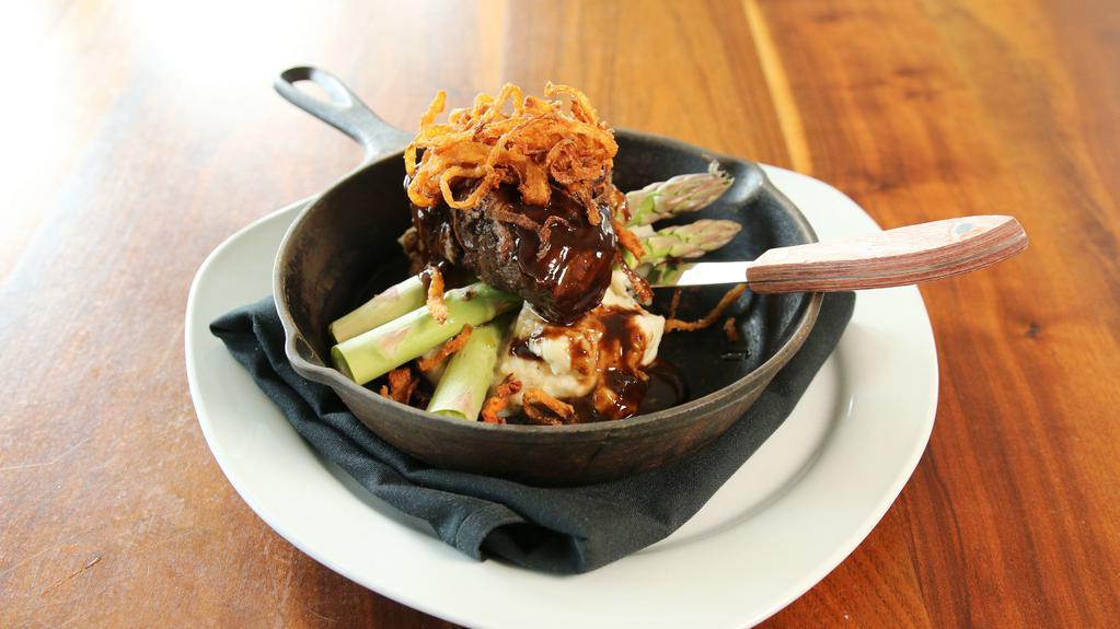 Braised Beef Short Rib · Slow braised beef short ribs, garlic mashed potatoes, asparagus, topped with cabernet glaze & onion strings