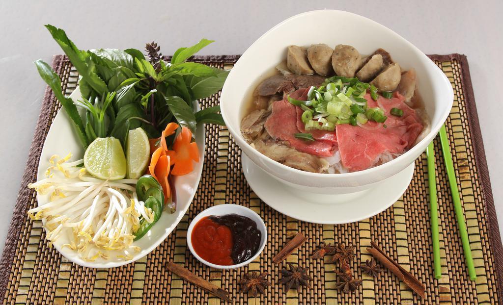 Special Combination With Beef Ball Noodle Soup · Rare-steak, flank, brisket, tripe, well done and beef ball.