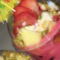 Red Love · Strawberry-banana juice, strawberry, grapes, watermelon, ashta, pistachio and honey.