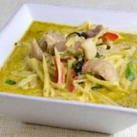 Green · Spicy coconut green curry with red bell pepper and bamboo shoots.