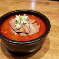 Spicy Beef Bone Broth(Spicy Seol Lung Tang) · Spicy Broth with Assorted Beef and Green onion