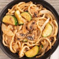 Veggie Yaya Noodles · Thicc n juicy udon noodles, fried rice, creamy sauce and veggies.
