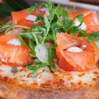 D'Lox Pizza · Smoked salmon, herbed mascarpone, red onions, arugula, fennel, and capers.