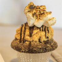 S'Mores · Chocolate cake with signature light buttercream covered with graham crackers. Finished with ...