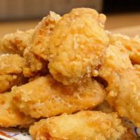 B-1. Fried Wings 5 Pc · 5 pieces of fried chicken wings. Seasoned and coated with Honey Wings secret batter.