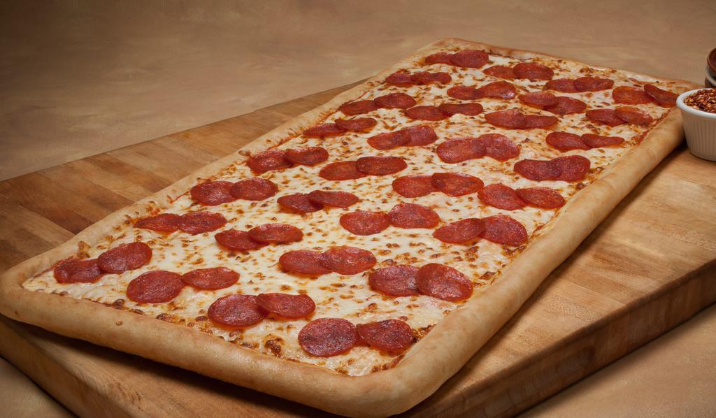 Gigante - 1 Topping · 32 slices of deliciousness.
