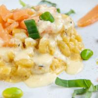 Mac & Salmon · Elbow pasta in creamy cheesy alfredo sauce with smoked salmon.