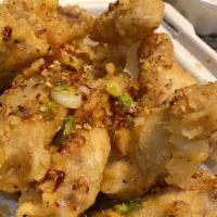 Salt & Pepper Wings (10) Pc · Crispy wings stir fried wings salt and pepper with flavor seasoning