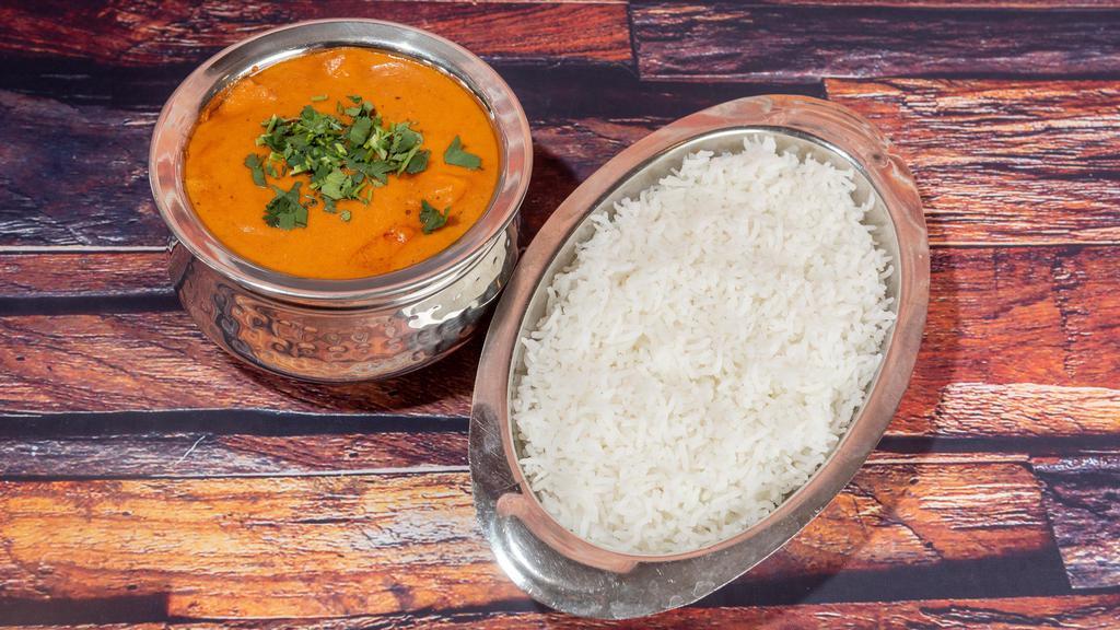 Paneer Tikka Masala · Indian cottage cheese prepared in Indian clay oven and cooked mildly spiced gravy.