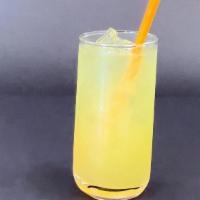 Honey Green Tea Lemonade · Green tea, lemonade, honey, over ice
