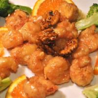 Twinkle Walnut Shrimp · Shrimp fried in a light batter and marinated in chefs special sauce atop a bed of broccoli.