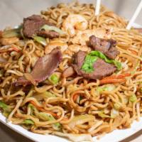 Ming'S Special Chow Mein · contains a little bit of veg. BBQ pork, chicken, beef and shrimp all mixed together with noo...