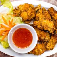Deep Fried Chicken Wings / Cánh Gà Chiên Bột · 