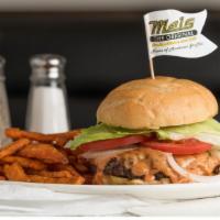 Classic Melburger · Served with sliced tomato, lettuce, onion, and Thousand island dressing.