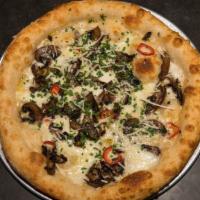 Vanguard Pizza · Organic mushrooms, Fontina, Fresno chilies, Fiore Sardo, fine herbs.