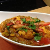 Bhuna Dish · Cooked with onion,Tomato, garlic and green bell peppers
