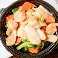Seafood With Tofu Hotpot · 
