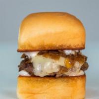 Cheeseburger Slider · mayo, white american cheese, caramelized onions; served on a kIng's hawaiian roll