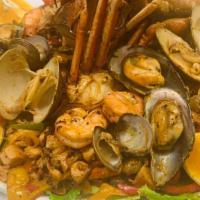 Mariscada Chica · Whit octopus shimp filete tilapia masos scallop crab clam and delicious sauce