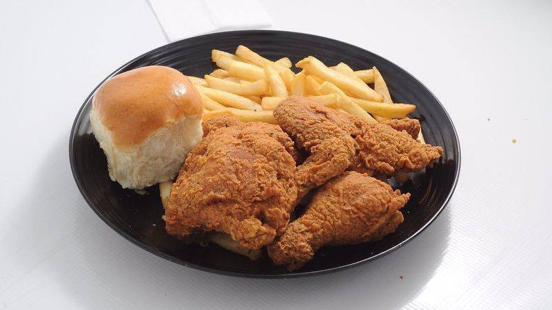 Chicken Meal (3 Pcs)
 · 740 - 1410 Cal. Three pieces of chicken, one small side, and one dinner roll.