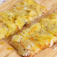 Patate Slice · Potato, mozzarella, rosemary, olive oil, oregano and pepper