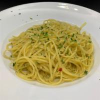 Linguine Aglio Olio E Peperoncino · Linguine with garlic, parsley, oil and red chili flakes.