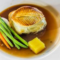 Beef Wellington · Potatoes, Vegetables, Merlot Reduction