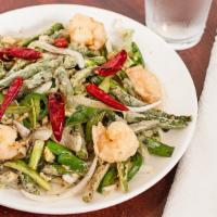 Salt And Pepper String Bean With Shrimp · Hot and spicy.