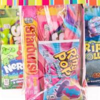 Candy Deluxe Candy Bag - Large · Candy items may vary.