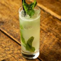 Mint Mojito · Captain Morgan light Rum, Lime juice mixed (Syrup and Lime juice), Club soda