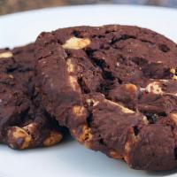 Triple Chocolate Cookie · A special blend created for chocolate lovers - Dutch cocoa, white chocolate and thick semisw...