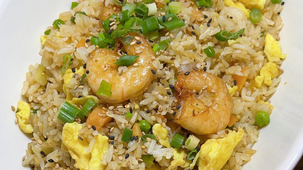 Shrimp Fried Rice · Comes with onion, tomato, green onion, pea, carrot, scrambled egg, and shrimp.