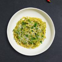 Pesto Party Pasta (Penne) · (Vegetarian) Fresh spaghetti pasta cooked in a pesto sauce and topped with black pepper, par...