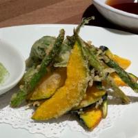 Vegan Tempura Plate · Shishito (Green Pepper)
Asparagus
Kabocha (Pumpkin)
Items vary depending on the season.