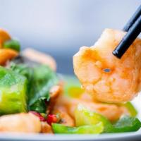 Lunch Basil Shrimp · spicy. shrimp, bell peppers, cashews, red jalapeños in our light soy sauce