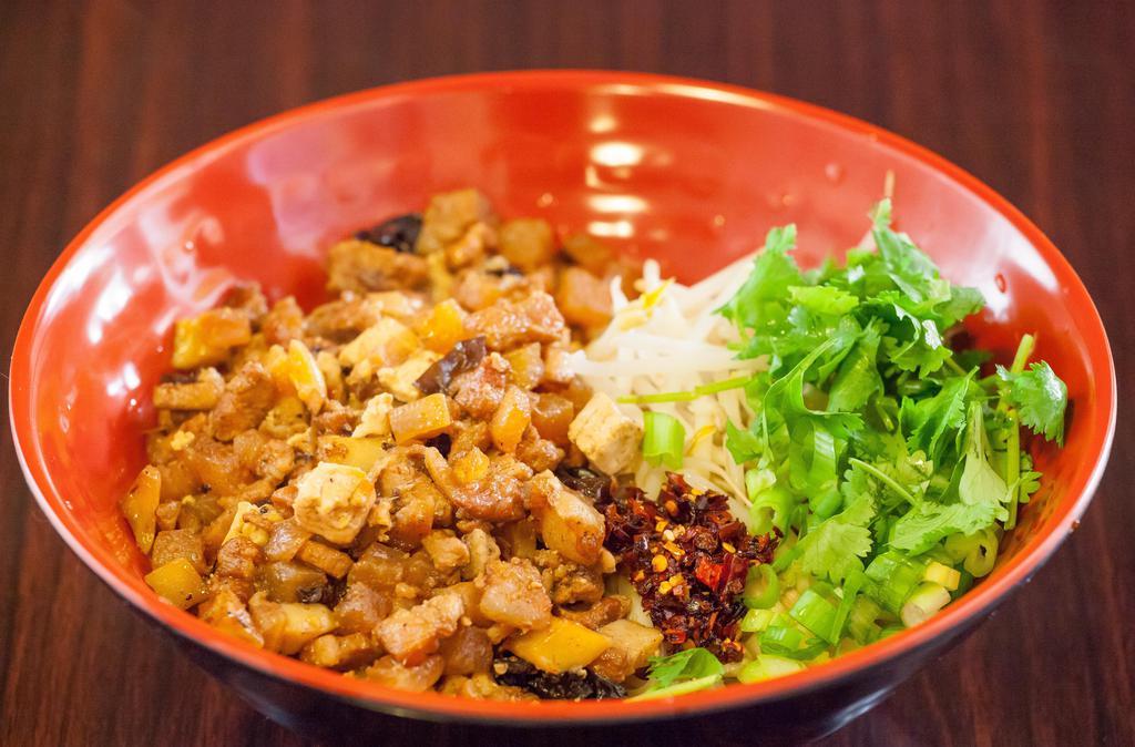 Saozi Noodle · Diced pork, potato, tofu, radish, high quality noodle.