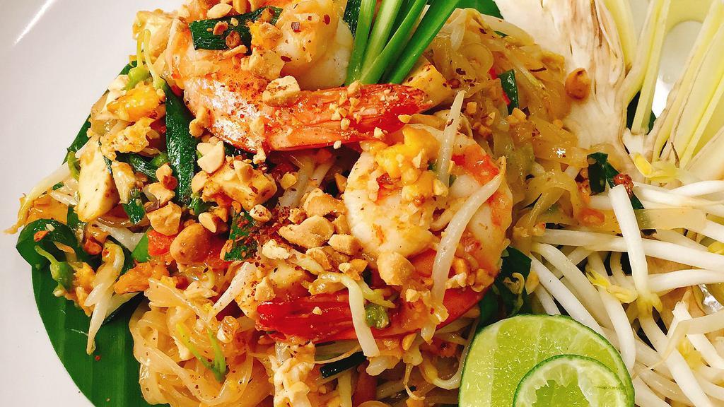 Pad Thai Noodles · Bangkok pad thai rice noodles stir fried with egg choice of meat and vegetarian stir fried with fresh vegetables topped with peanuts.  Combo (beef, shrimp, chicken), seafood (imitation crab, fish balls, shrimp, squid).