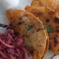Quesabirria Taco Especial · Fried Crispy BIrria Tacos Served with Consome(Broth)