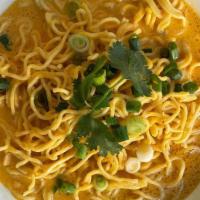 Yellow Curry Noodle · Yellow curry, egg noodle, coconut milk, green onion.