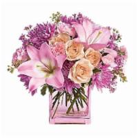 Teleflora'S Possibly Pink · Impossibly pretty. This decidedly feminine arrangement is absolutely delightful.
Perfectly p...