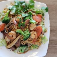 Chow Mein · Stir fried noodles with seasonal vegetables.