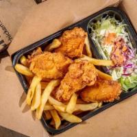 Combo Wings Plate - (4Pcs) · 4pcs of Chicken wings combo includes side salad. Pick your sauce. Choice of either French Fr...